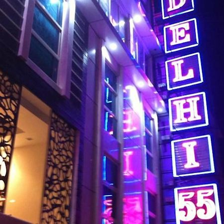 Hotel Delhi 55 -City Center New Delhi Exteriör bild